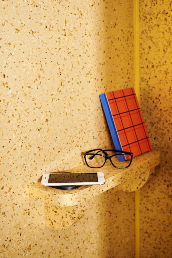 Easylife - Colorato Con Terrazzo Mailand